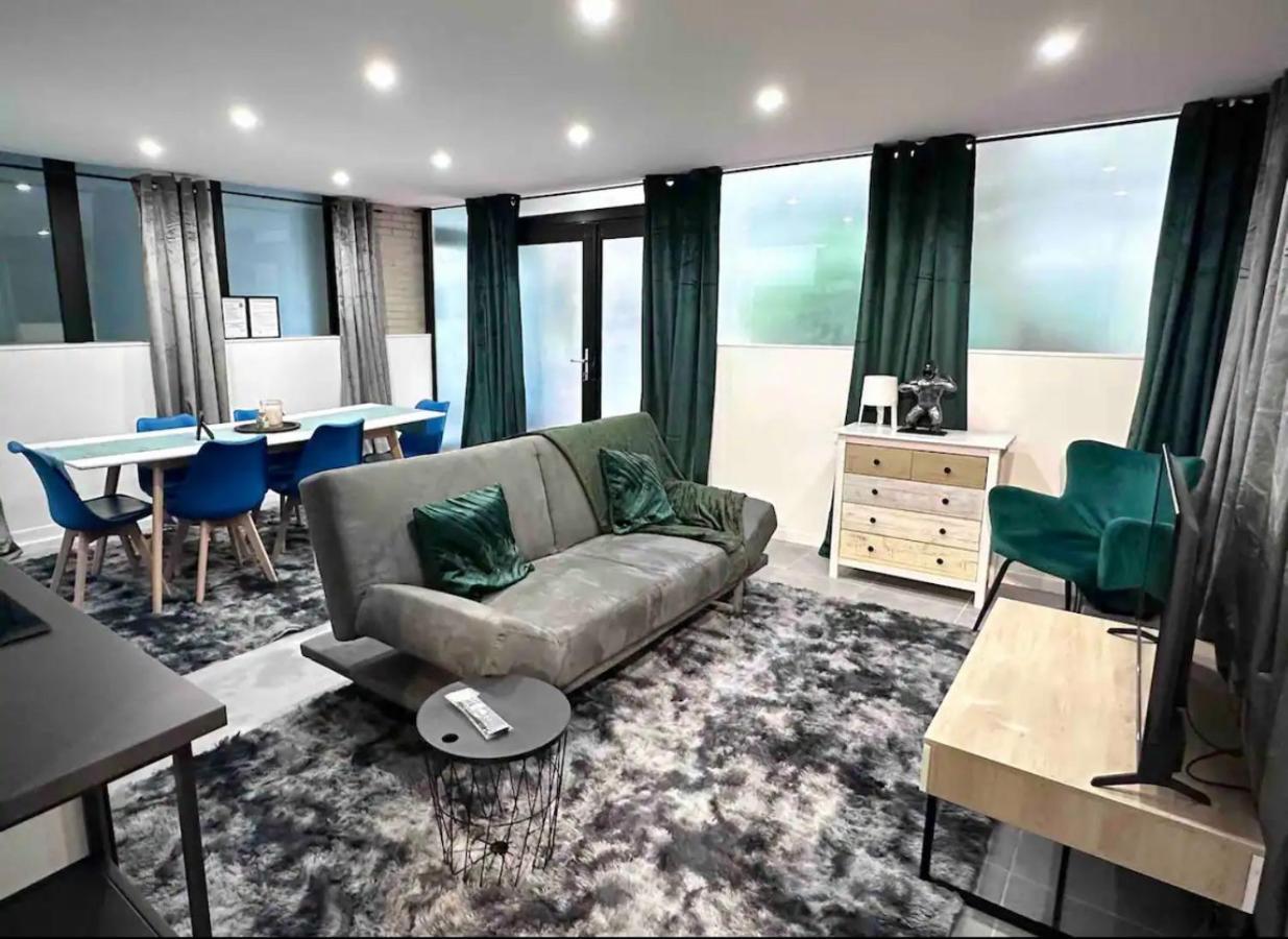 Modern Family Apartment 20Mins From Disney / 45Mins From Paris ローニュ エクステリア 写真